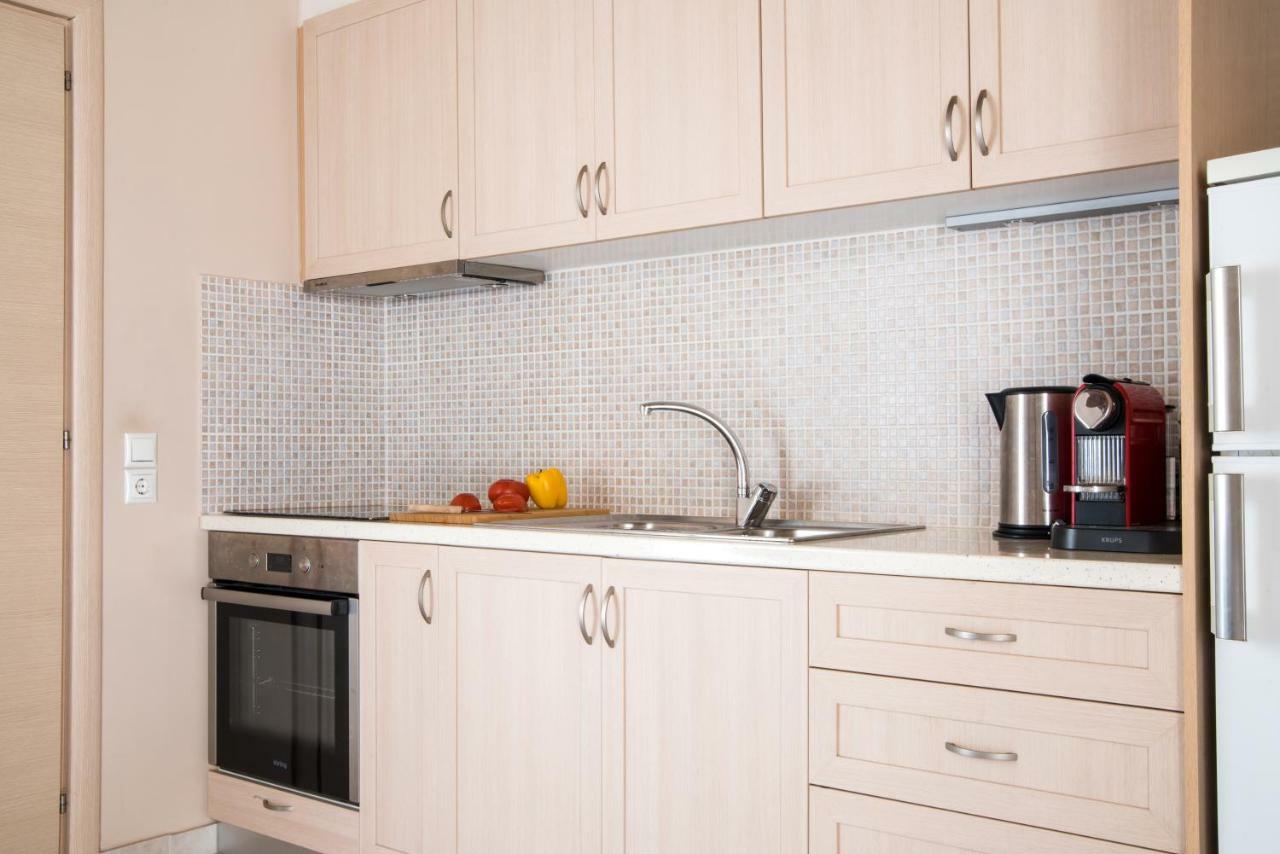 Top Floor Modern Studio In Central Koropi Apartman Kültér fotó