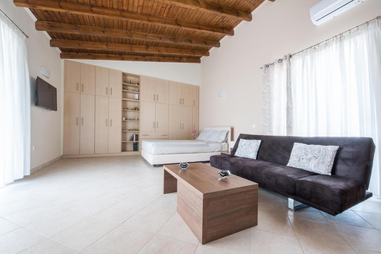 Top Floor Modern Studio In Central Koropi Kültér fotó